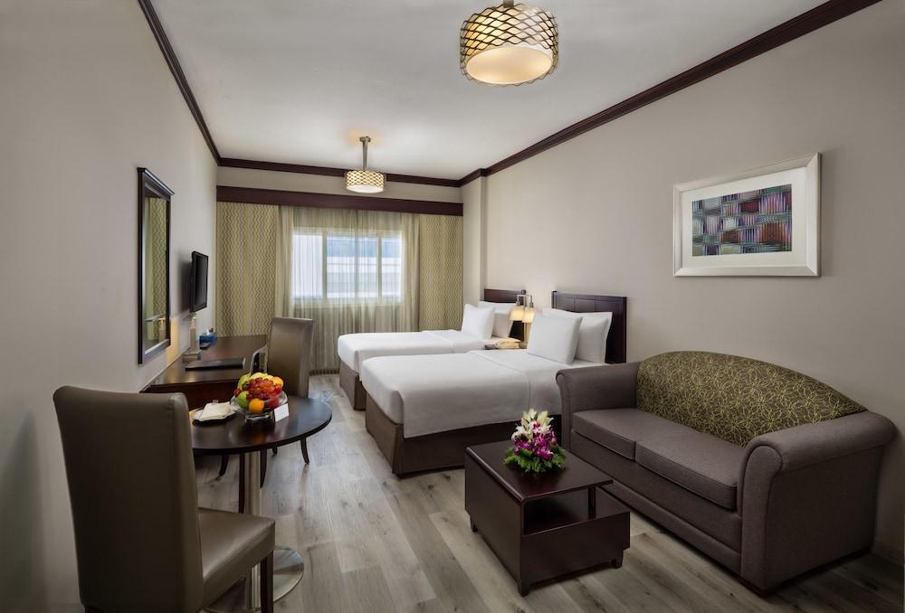 savoy park hotel apartments