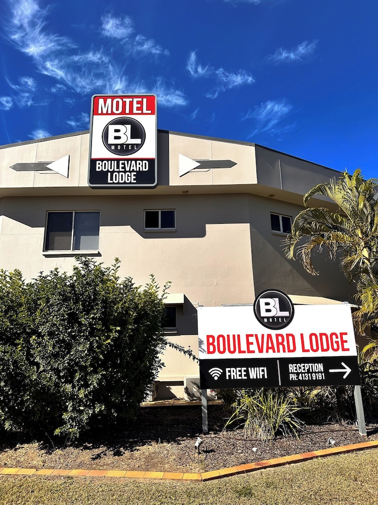 boulevard lodge