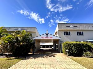boulevard lodge