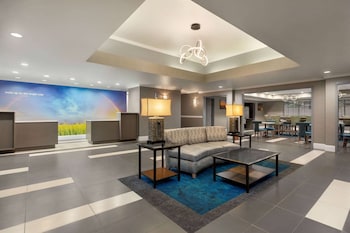 La Quinta Inn & Suites By Wyndham Dublin,Near Heart Of Georgia Technical College,3 star