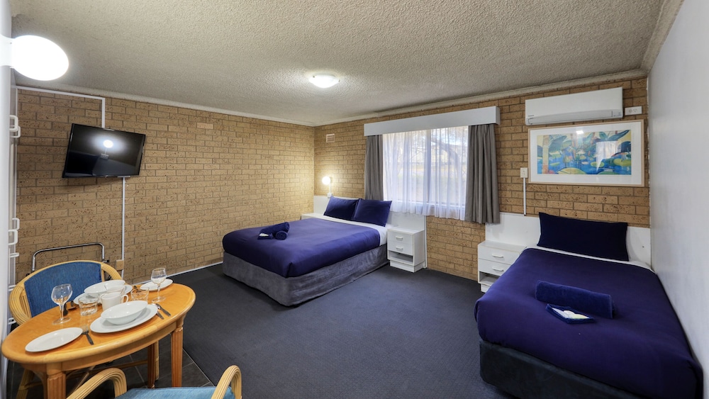 hamilton hume motor inn