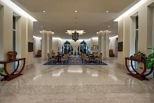 crowne plaza duqm by ihg
