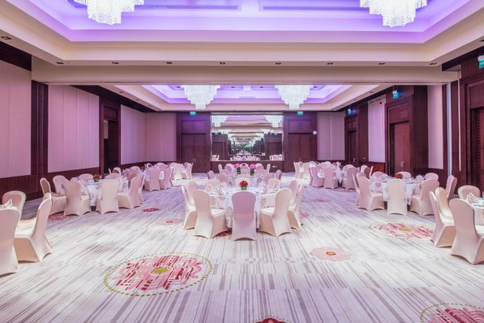 crowne plaza duqm by ihg