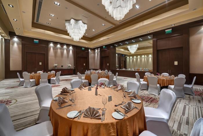 crowne plaza duqm by ihg