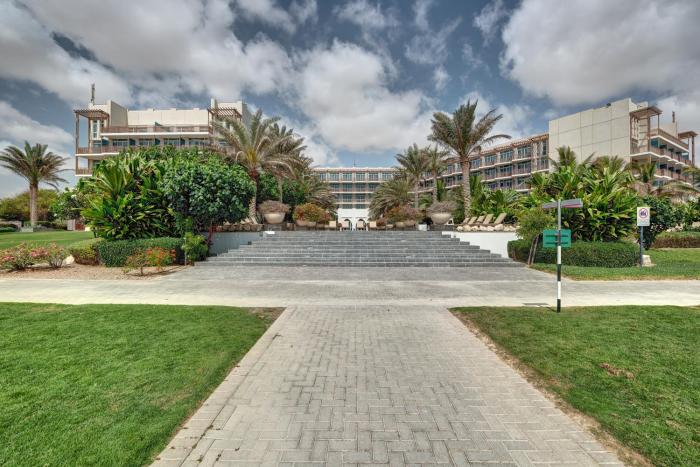 crowne plaza duqm by ihg