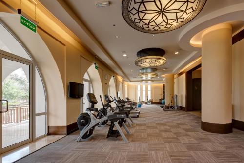 crowne plaza duqm by ihg
