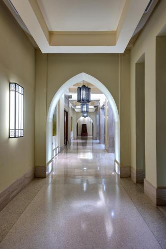 crowne plaza duqm by ihg