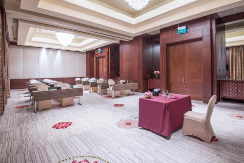 crowne plaza duqm by ihg