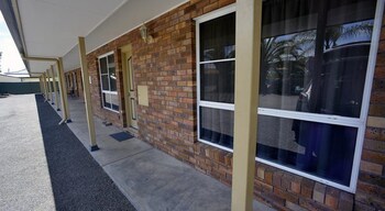 Bellview Motel,Taree>>Narrabri,3 star