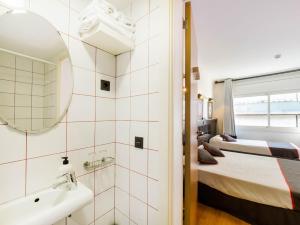 hostal athenas