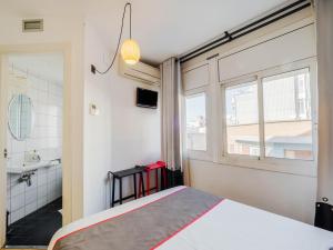 hostal athenas
