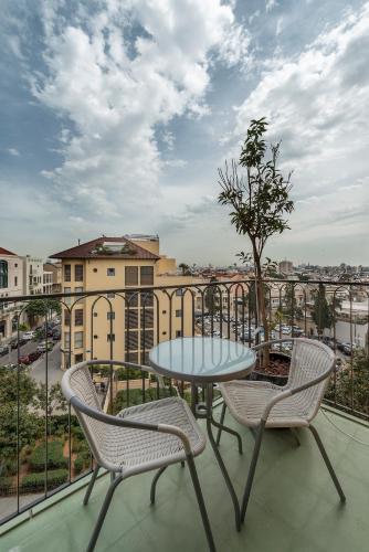 margosa hotel