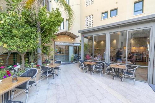 margosa hotel