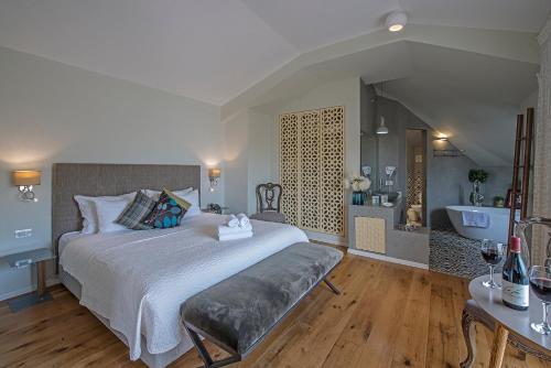 margosa hotel