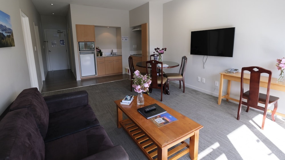 garden hotel christchurch