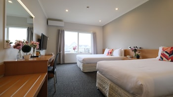 garden hotel christchurch