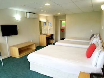 garden hotel christchurch