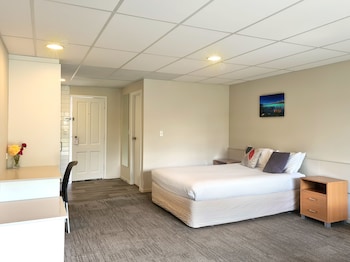 garden hotel christchurch