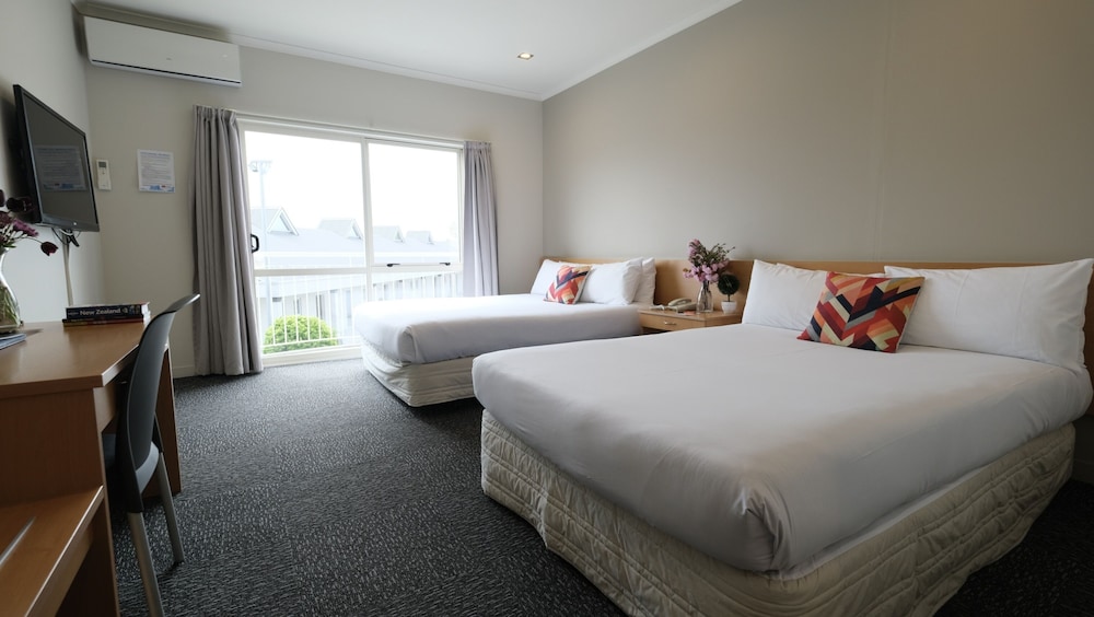garden hotel christchurch