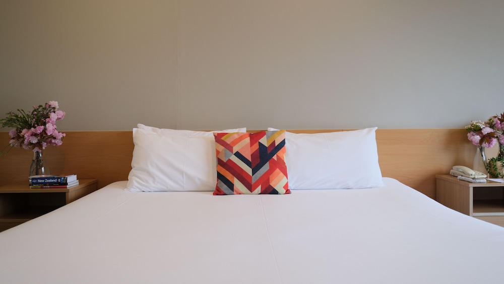 garden hotel christchurch