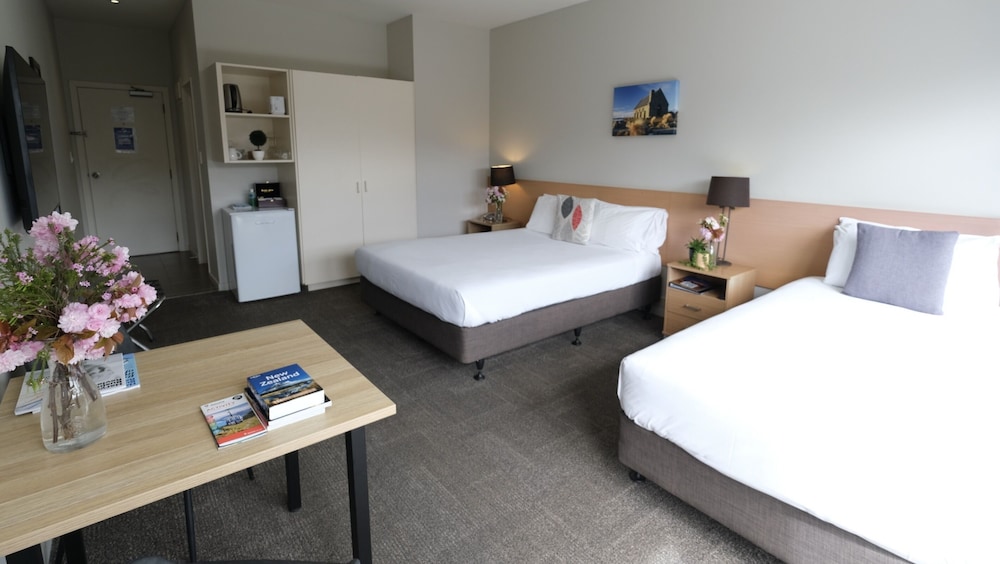 garden hotel christchurch