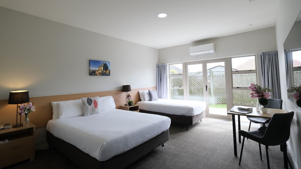 garden hotel christchurch