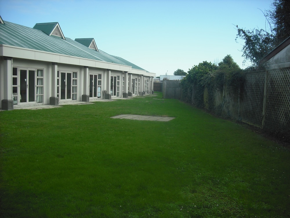 garden hotel christchurch