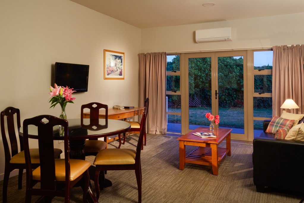 garden hotel christchurch