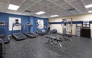 hampton inn and suites by hilton edmonton west