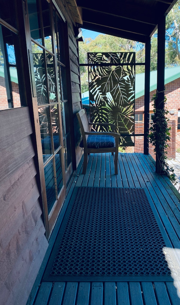hideaway studio accommodation