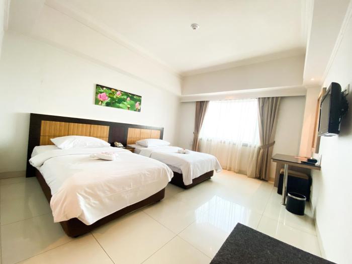 hotel orchardz jayakarta