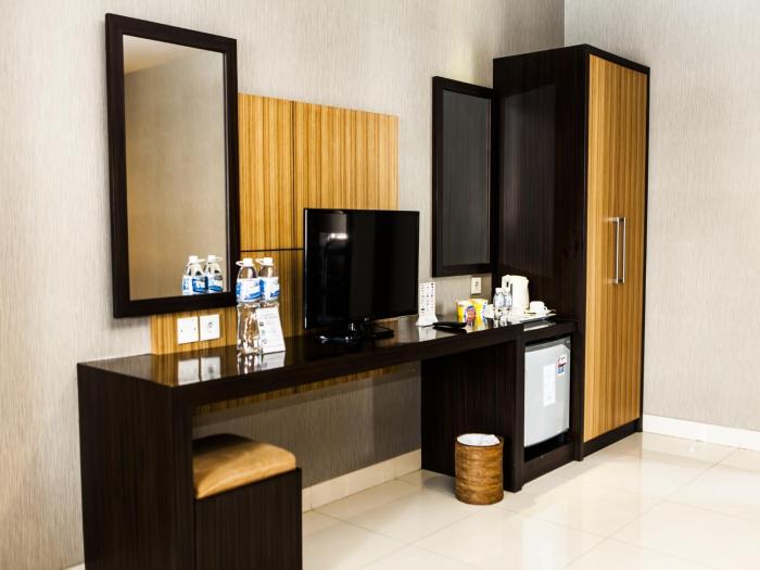 hotel orchardz jayakarta