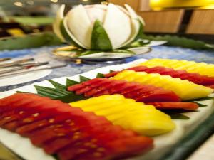 hotel orchardz jayakarta