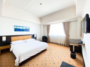 hotel orchardz jayakarta