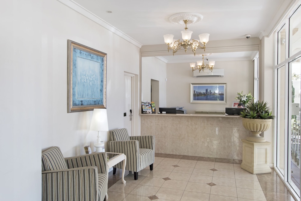 The Peninsula Riverside Serviced Apartments,Fremantle>>Burswood,4 star