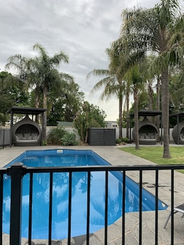 Federation Motel Resort,New South Wales>>Corowa,4 star
