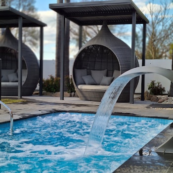 Federation Motel Resort,New South Wales>>Corowa,4 star