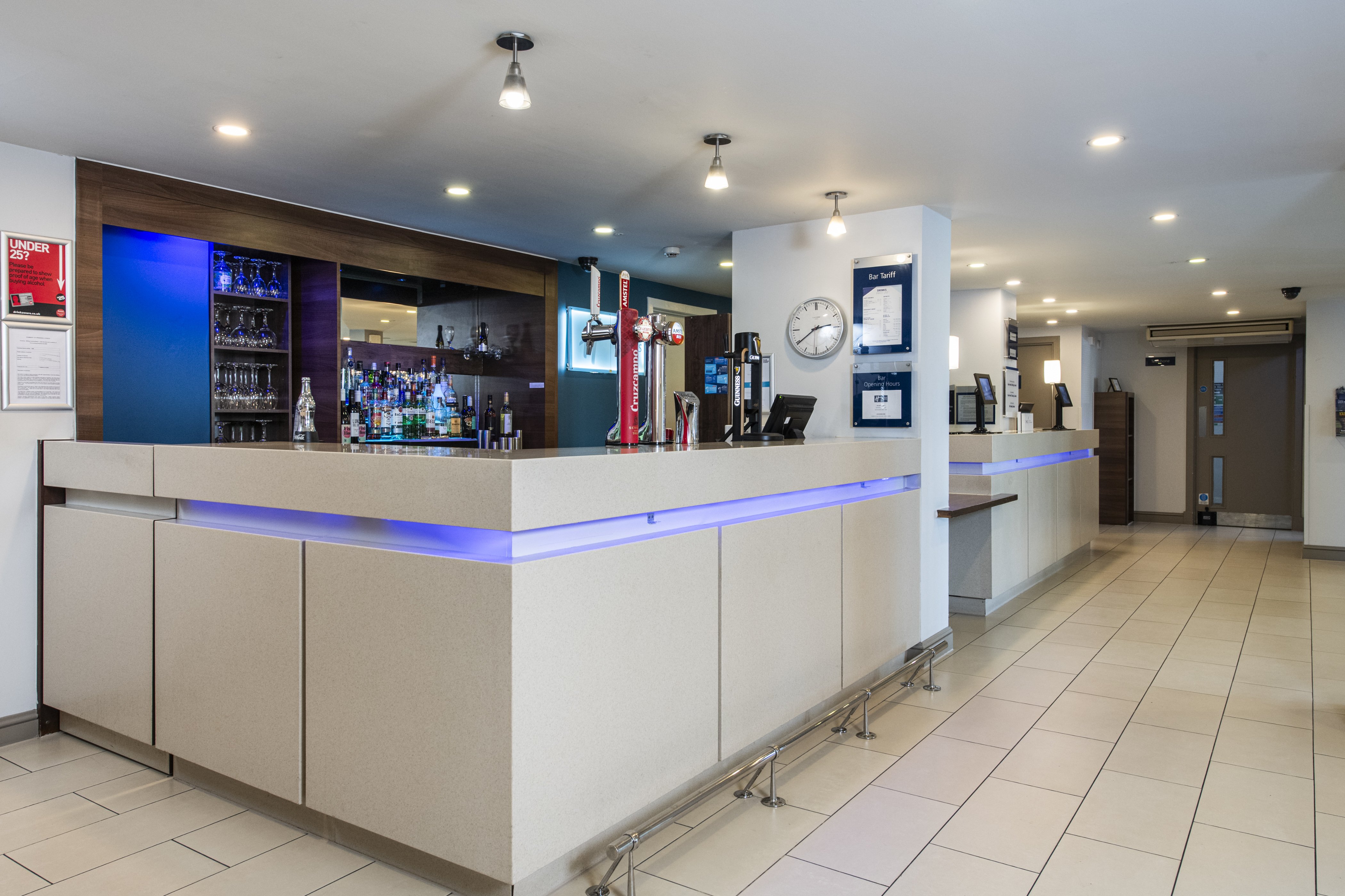 holiday inn express stirling by ihg