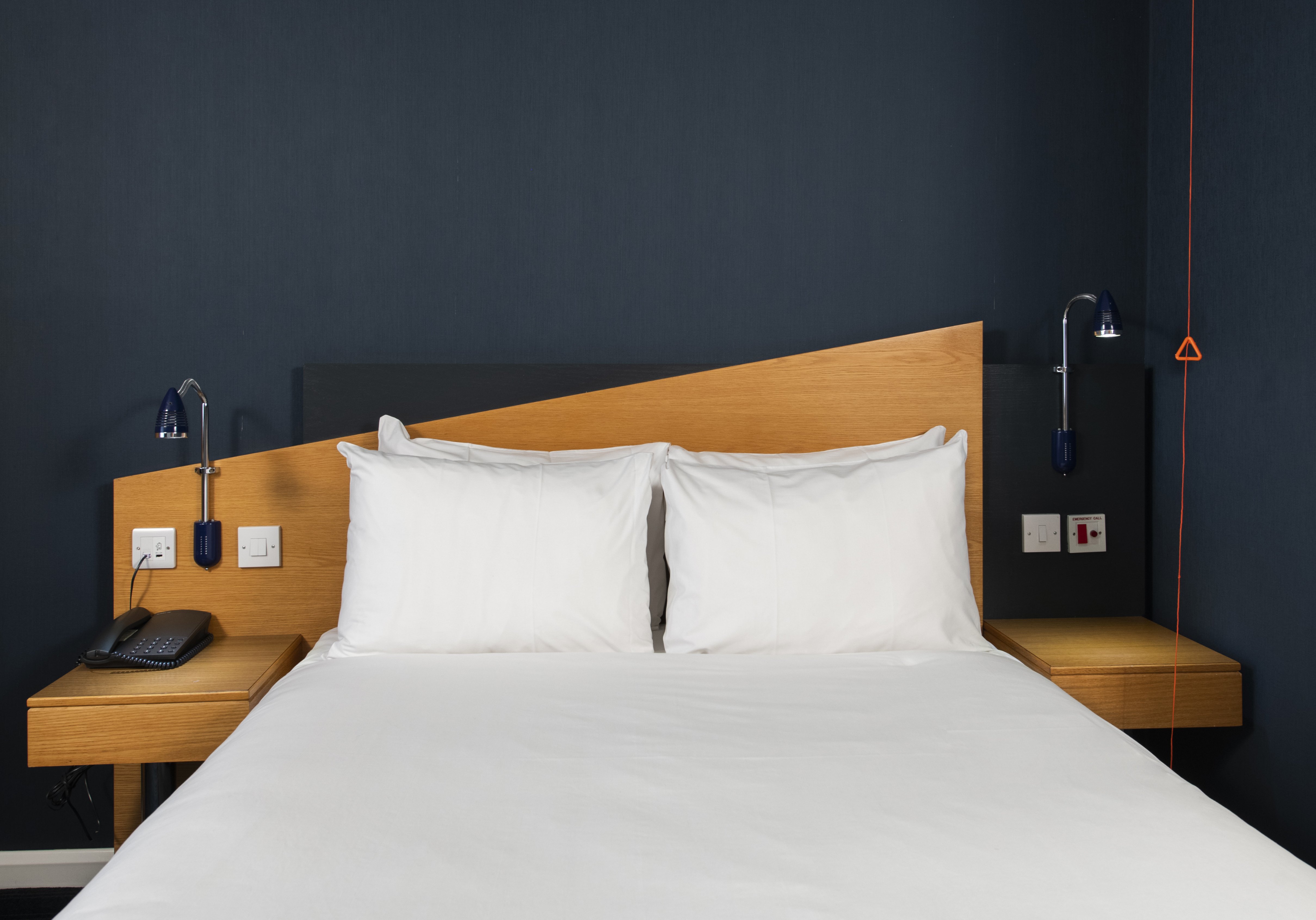 holiday inn express stirling by ihg