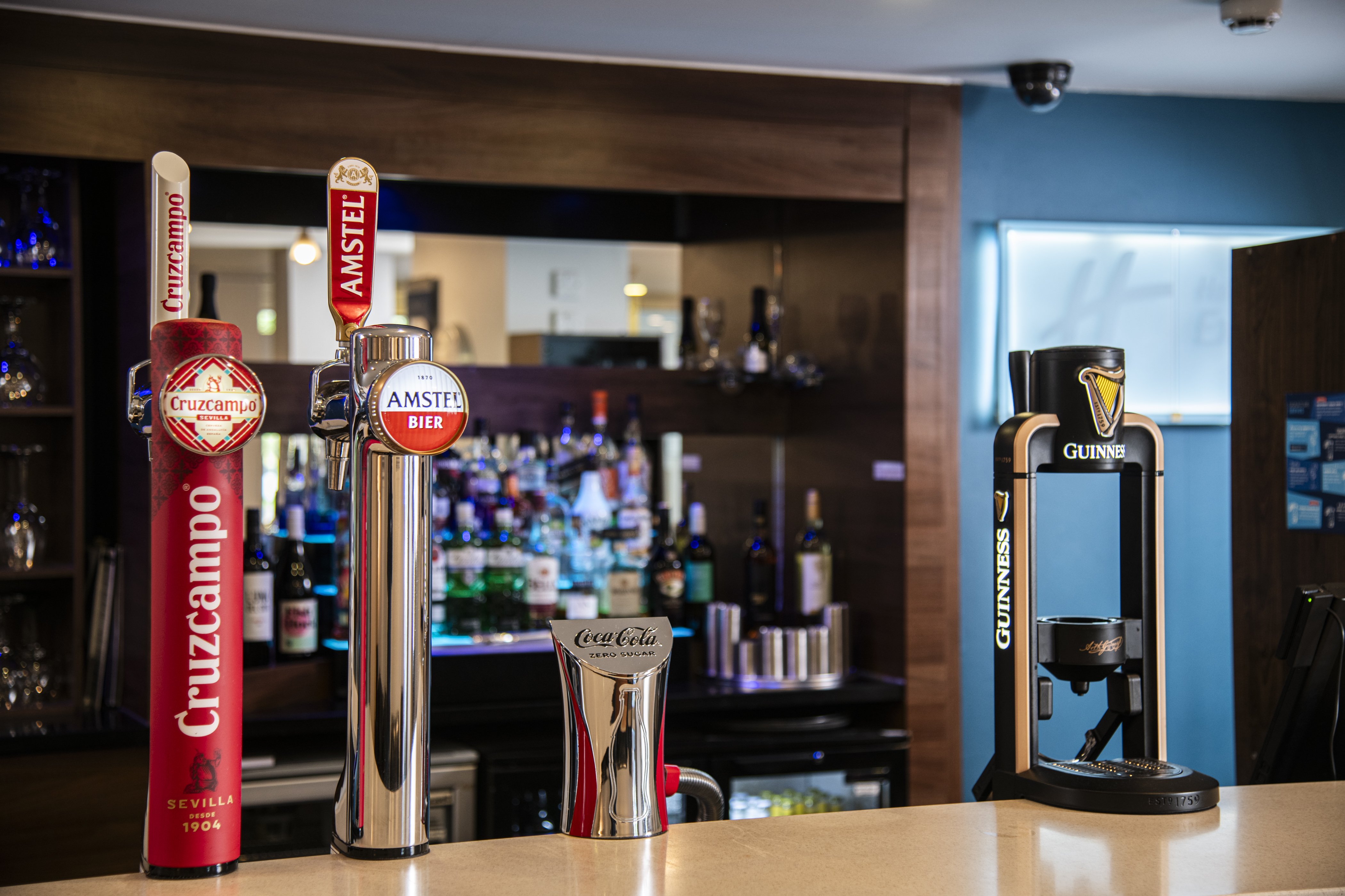 holiday inn express stirling by ihg