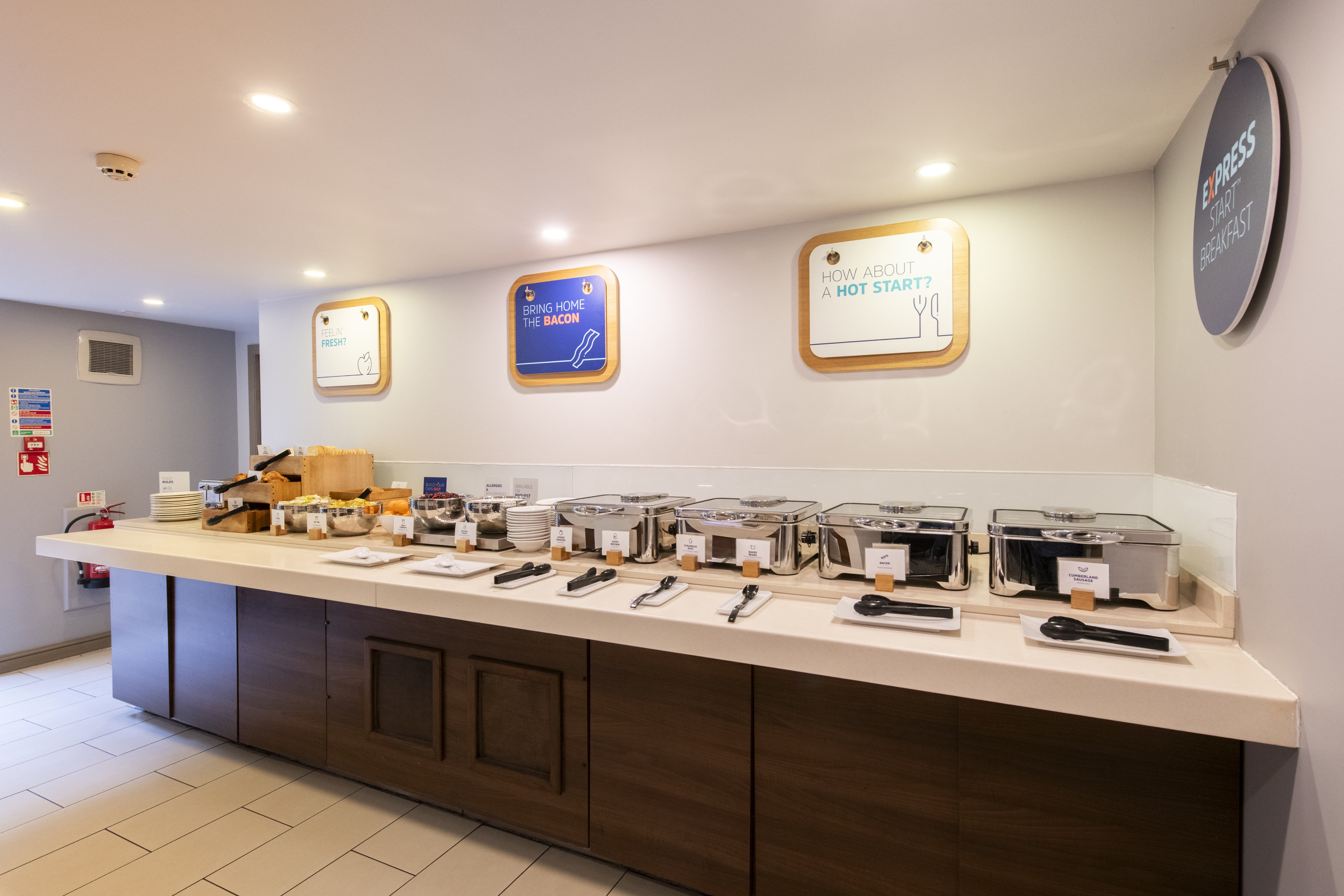 holiday inn express stirling by ihg