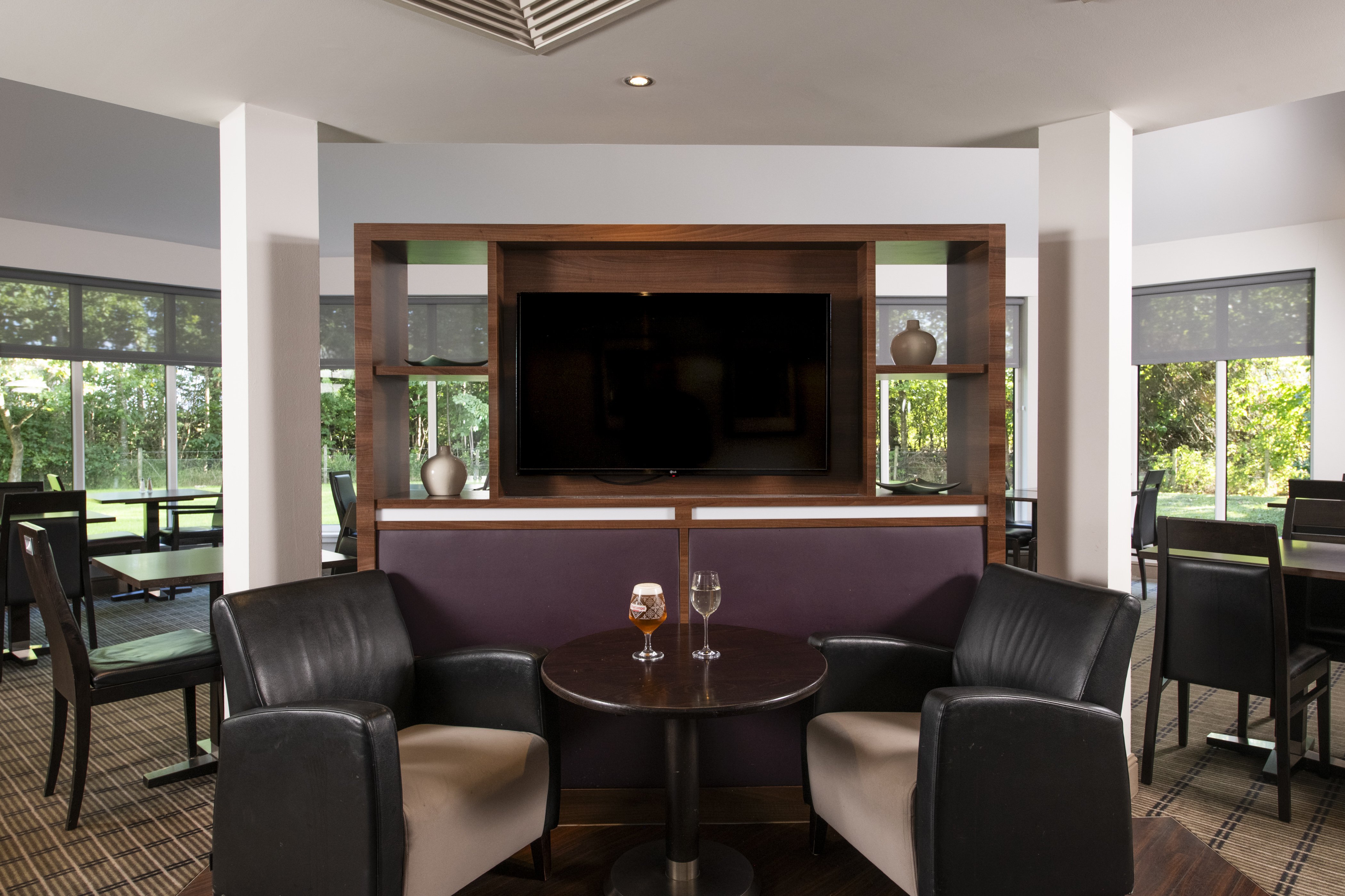 holiday inn express stirling by ihg