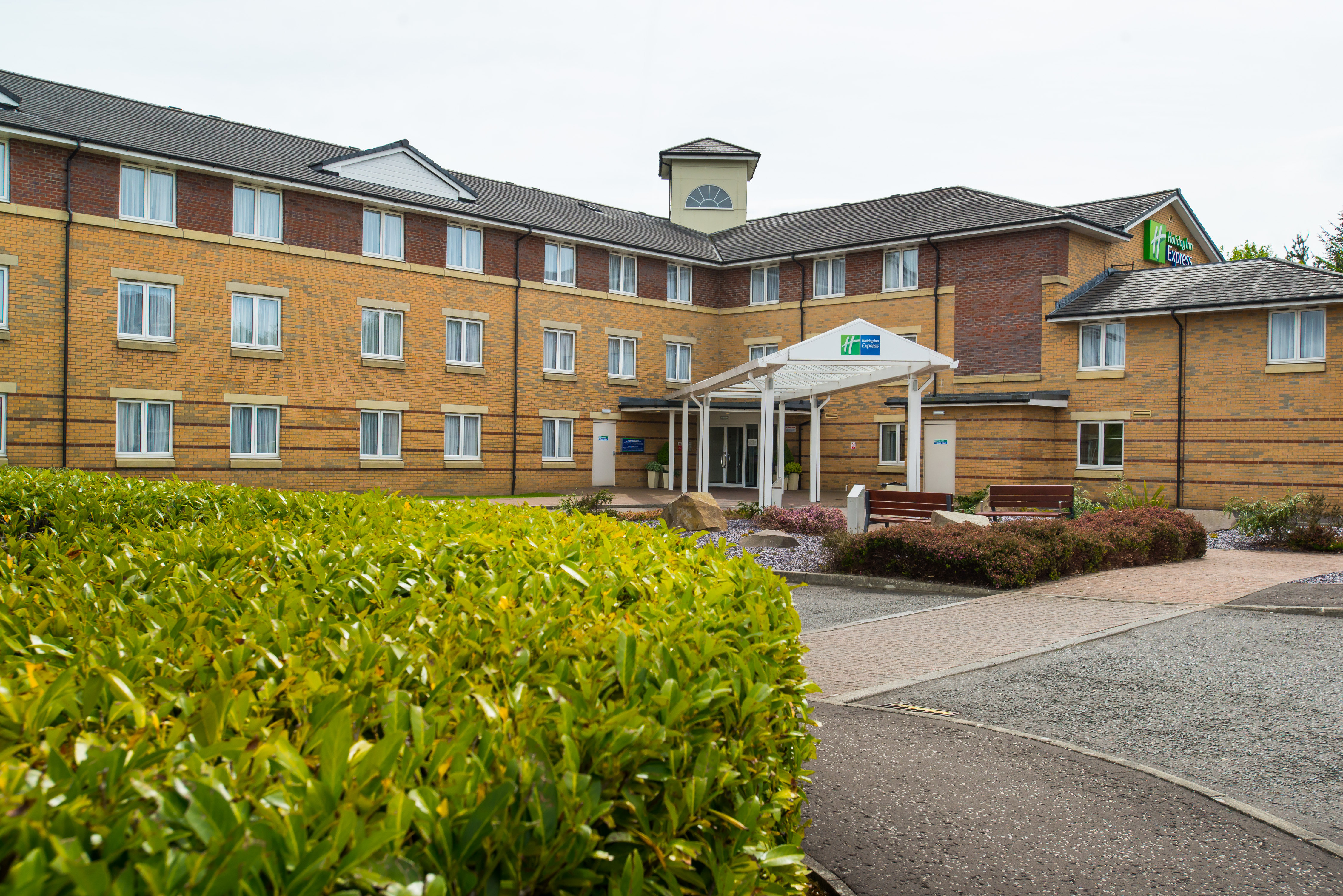 holiday inn express stirling by ihg