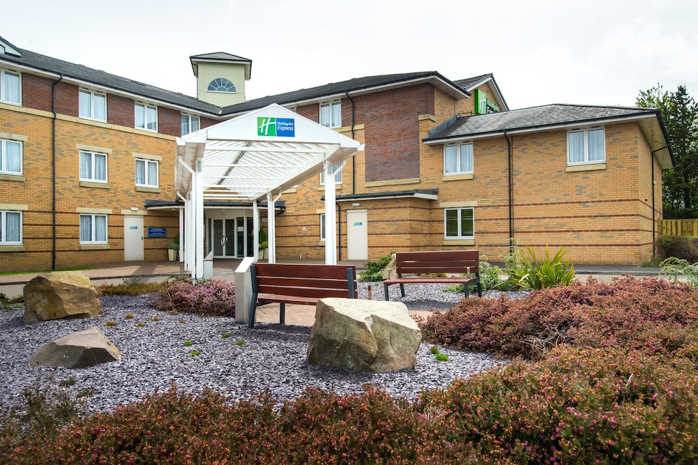 holiday inn express stirling by ihg