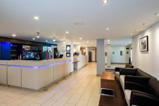 holiday inn express stirling by ihg