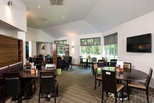 holiday inn express stirling by ihg