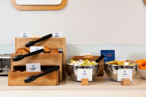 holiday inn express stirling by ihg