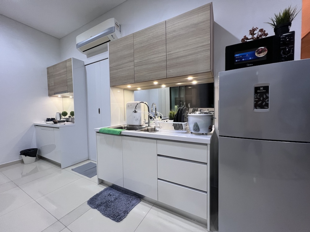 plaza arcadia desa park city by perfect host