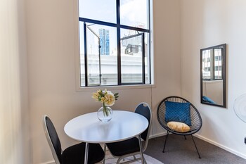 lovely urban studio plus loft off queen street