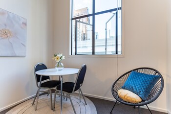 lovely urban studio plus loft off queen street